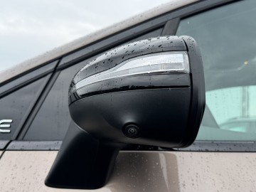 Mercedes-Benz EQE 500 4MATIC SUV Electric Art Edition (foto 23)