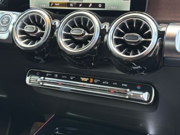 Mercedes-Benz GLB 200 (foto 29)