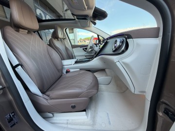 Mercedes-Benz EQE 500 AMG 4MATIC SUV (foto 9)