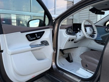 Mercedes-Benz EQE 500 AMG 4MATIC SUV (foto 21)