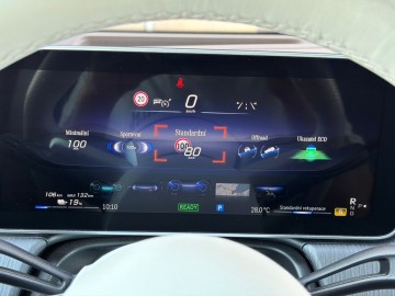 Mercedes-Benz EQE 500 AMG 4MATIC SUV (foto 31)