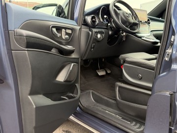 Mercedes-Benz EQV 300 (foto 21)