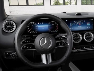 Mercedes-Benz  GLA 200 d 4MATIC (foto 5)