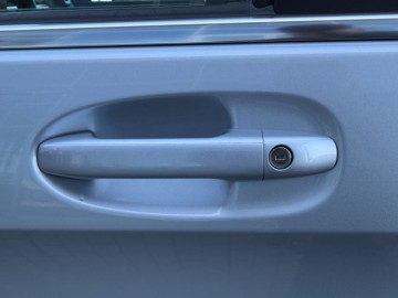 Mercedes-Benz EQV 300 L FWD (foto 24)