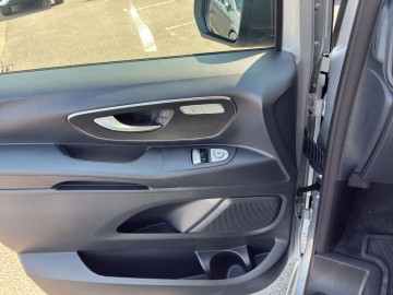 Mercedes-Benz Vito119 CDI Tourer SELECT L 4x4 (foto 21)
