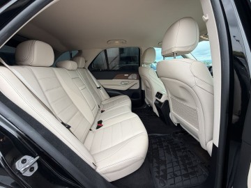 Mercedes-Benz GLE 300 d 4MATIC (foto 10)