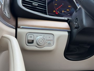 Mercedes-Benz GLE 300 d 4MATIC (foto 20)