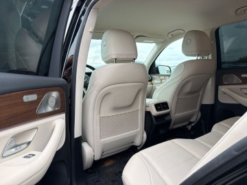 Mercedes-Benz GLE 300 d 4MATIC (foto 31)