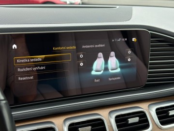 Mercedes-Benz GLE 300 d 4MATIC (foto 34)