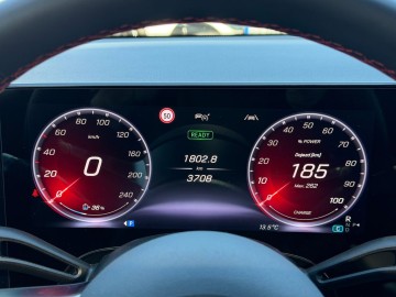 Mercedes-Benz CLA 250+ s technologií EQ (foto 16)