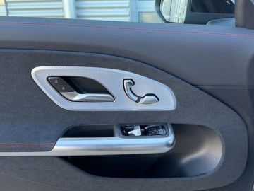 Mercedes-Benz CLA 250+ s technologií EQ (foto 22)