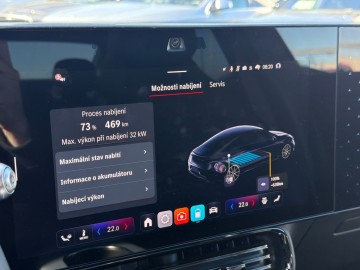 Mercedes-Benz CLA 250+ s technologií EQ (foto 30)