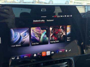 Mercedes-Benz CLA 250+ s technologií EQ (foto 33)