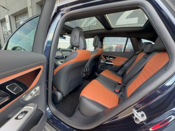 Mercedes-Benz GLC 200 AMG 4MATIC (foto 9)