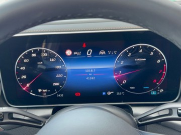 Mercedes-Benz GLC 200 AMG 4MATIC (foto 14)