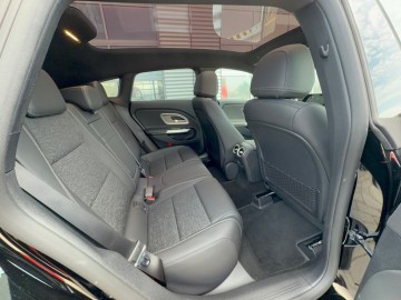 Mercedes-Benz CLA 200 Shooting Brake (foto 10)