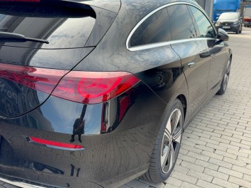 Mercedes-Benz CLA 200 Shooting Brake (foto 11)