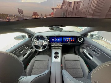Mercedes-Benz CLA 200 Shooting Brake (foto 15)