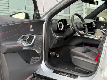 Mercedes-Benz GLC 400 4M EQ (foto 21)