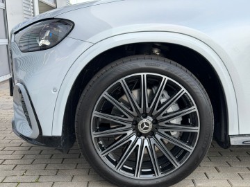 Mercedes-Benz GLC 400 4M EQ (foto 25)