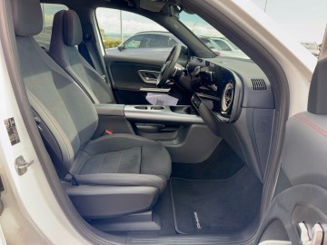 Mercedes-Benz GLB 250+  EQ (foto 9)
