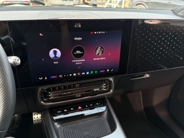 Mercedes-Benz GLB 250+  EQ (foto 18)