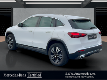 Mercedes-Benz GLA 200 d 4MATIC (foto 13)