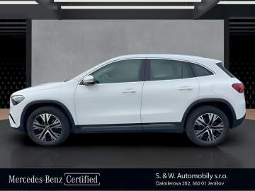 Mercedes-Benz GLA 200 d 4MATIC (foto 15)