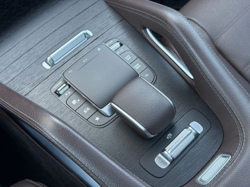Mercedes-Benz GLS 400 d 4MATIC (foto 31)