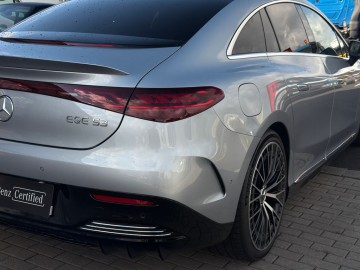 Mercedes-Benz EQE 53 4MATIC+ (foto 11)