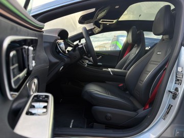 Mercedes-Benz EQE 53 4MATIC+ (foto 14)