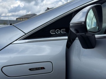 Mercedes-Benz EQE 53 4MATIC+ (foto 23)