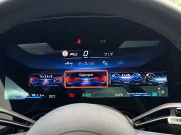 Mercedes-Benz EQE 53 4MATIC+ (foto 30)