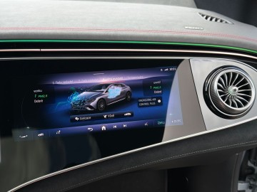 Mercedes-Benz EQE 53 4MATIC+ (foto 37)