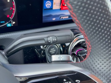 Mercedes-Benz CLA 200 Shooting Brake AMG Style Edition (foto 19)