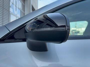 Mercedes-Benz CLA 200 Shooting Brake AMG Style Edition (foto 23)