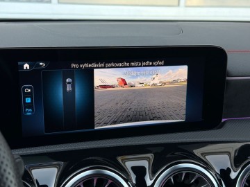 Mercedes-Benz CLA 200 Shooting Brake AMG Style Edition (foto 32)