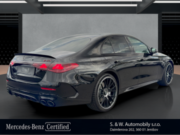 Mercedes-Benz AMG E 53 HYBRID 4MATIC+ (foto 4)