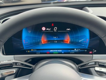 Mercedes-Benz AMG E 53 HYBRID 4MATIC+ (foto 17)