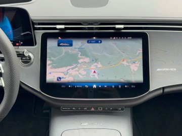 Mercedes-Benz AMG E 53 HYBRID 4MATIC+ (foto 18)