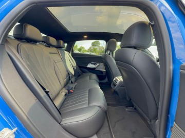 Mercedes-Benz C 400 4MATIC electric (foto 10)