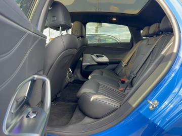 Mercedes-Benz C 400 4MATIC electric (foto 13)