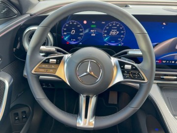 Mercedes-Benz C 400 4MATIC electric (foto 16)