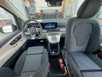 Mercedes-Benz V 220 Marco Polo (foto 15)