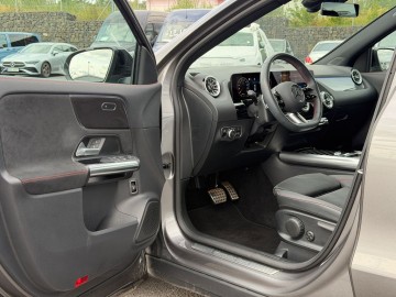 Mercedes-Benz GLA 200 d Edition 140 Years (foto 21)