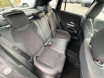 Mercedes-Benz GLA 200 d Edition 140 Years (foto 27)