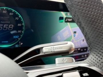 Mercedes-Benz GLC 400 4MATIC EQ (foto 19)