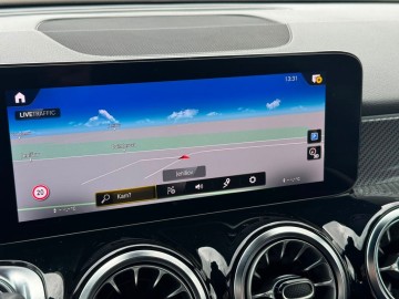 Mercedes-Benz GLB 220 d 4MATIC (foto 14)