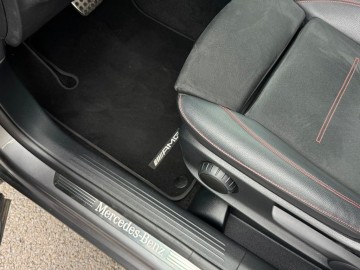 Mercedes-Benz GLB 220 d 4MATIC (foto 21)
