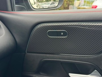 Mercedes-Benz GLB 220 d 4MATIC (foto 22)